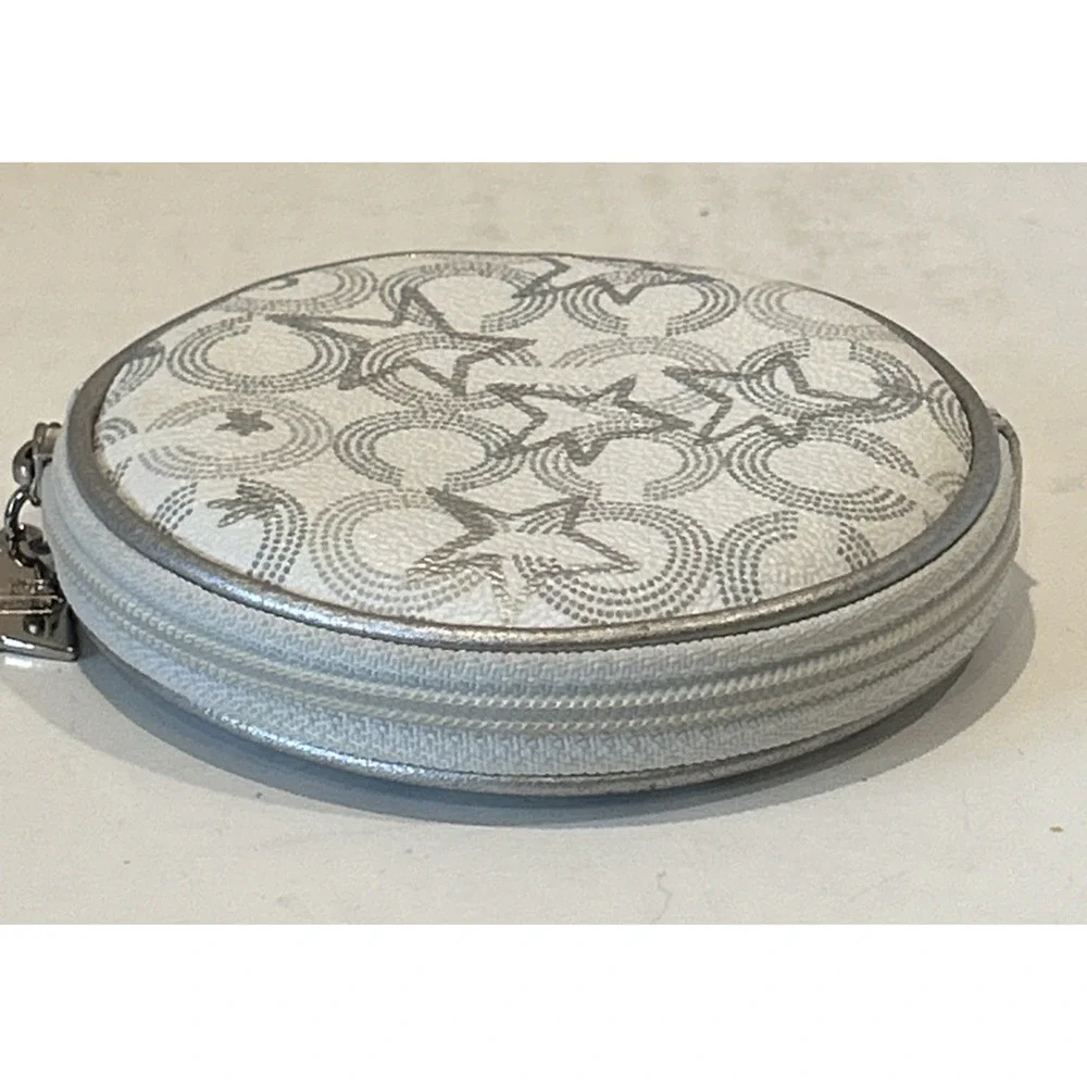 EUC Coach Signature Round Coin Case Pouch Silver PVC